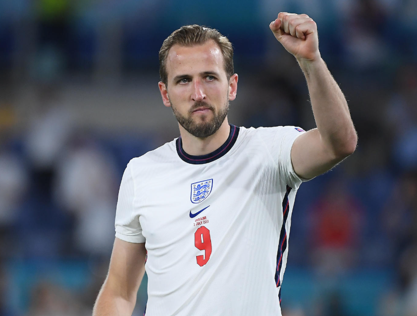 凯恩训练挫伤引担忧，拜仁欧冠征程添变数